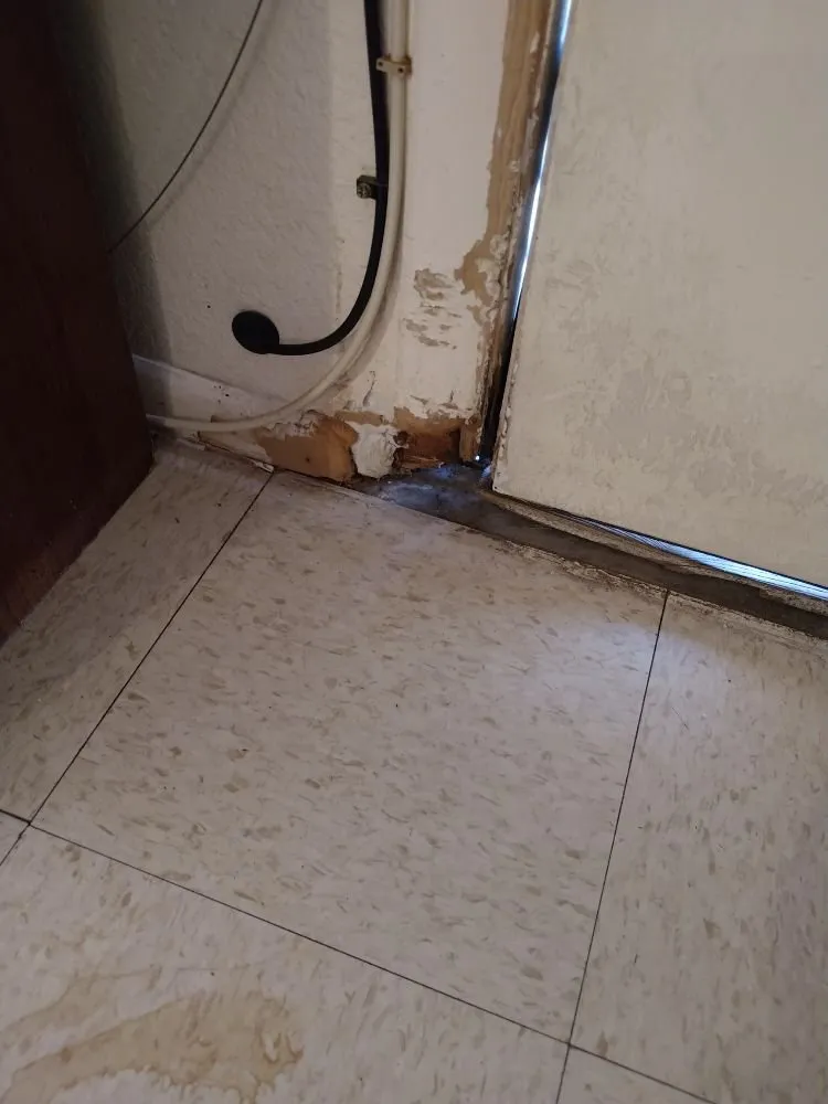 Emergency emergency electrical service experts serving ,  - Bernal Handyman