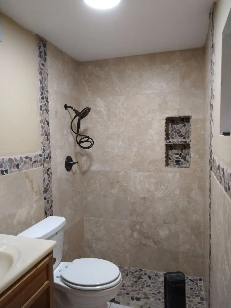 Emergency electrician providing wiring installation in , 