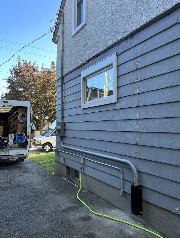 Slide of Bernal Heights Electric