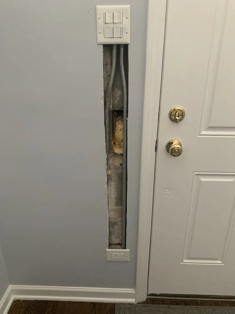 Slide of Berwyn Licensed Electrician