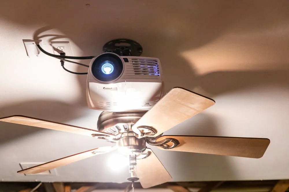 Slide of Best AV Solutions