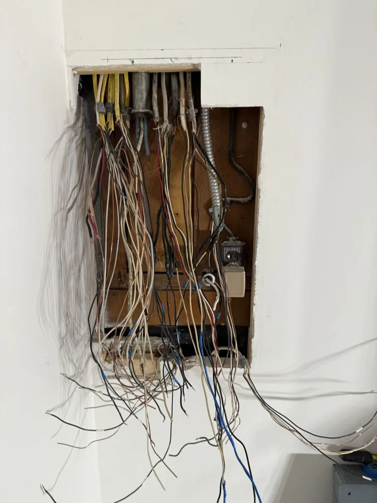 Slide of Best Electrician Only