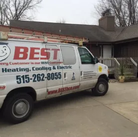 Licensed electrician providing emergency electrical service in , 