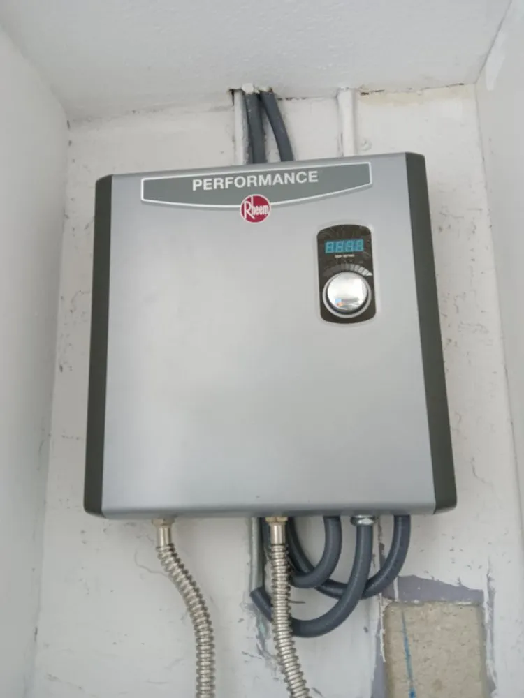 Slide of Best In The Class Handyman