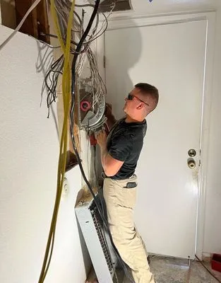 Best Option Electric Logo