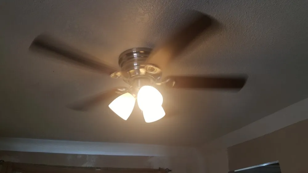 Slide of Betos Electric