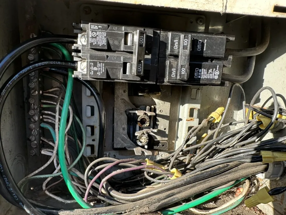 Slide of Betos Electric