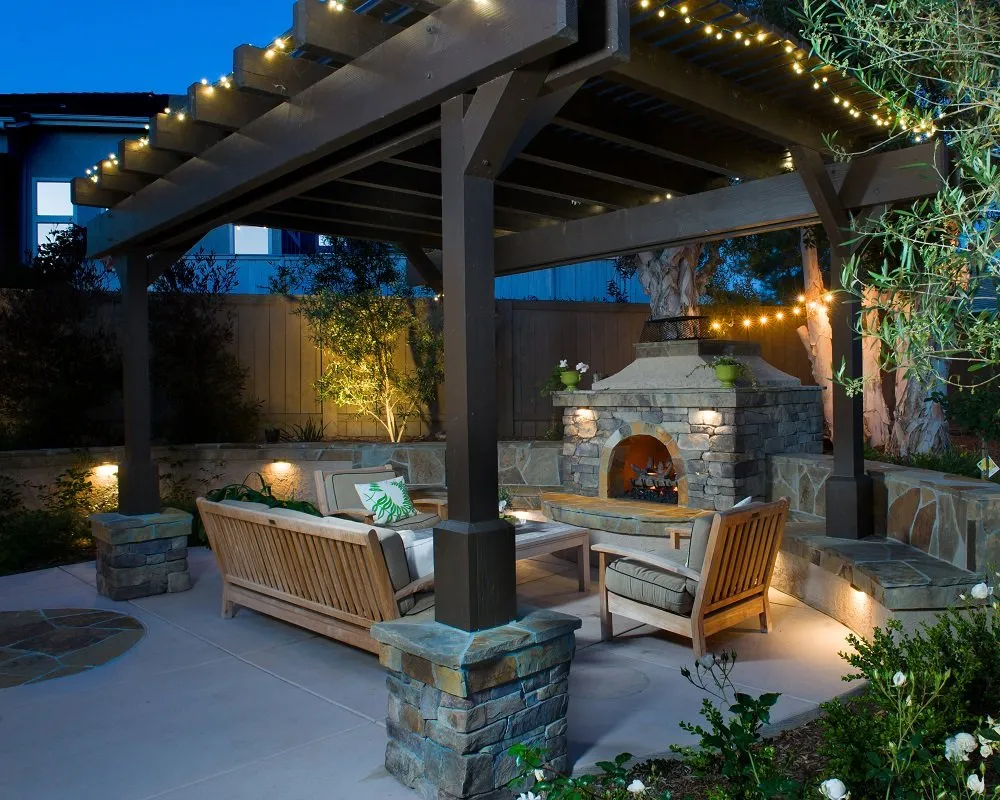 Slide of Beverly Crest Electrician Pros