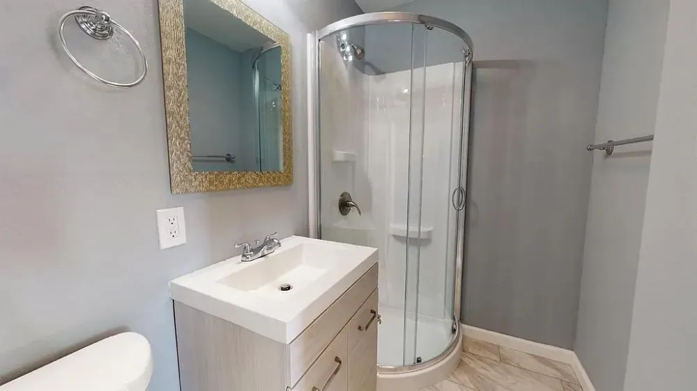 Slide of Bezaleel & Aholiab Construction