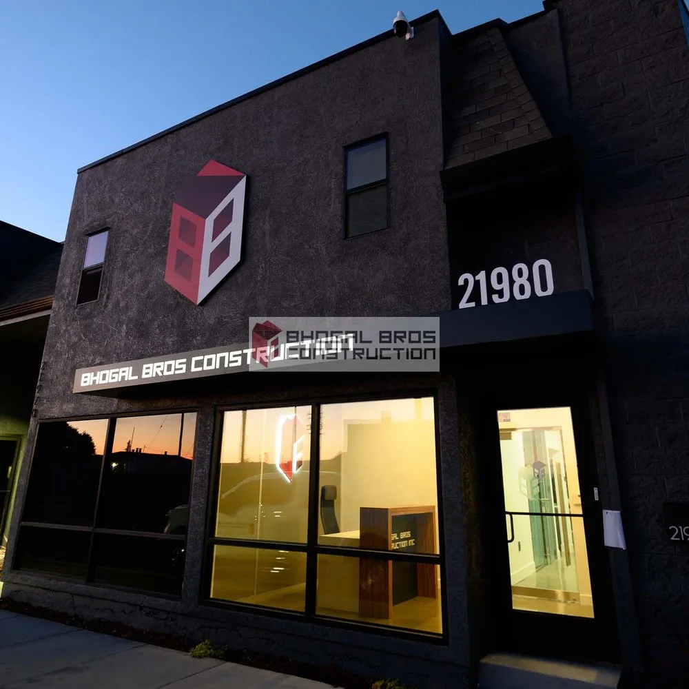 Reliable electrician providing circuit breaker repair in , 