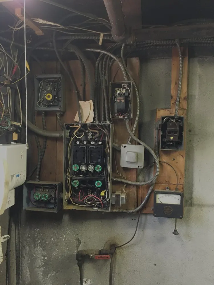 Slide of Bianco Electric