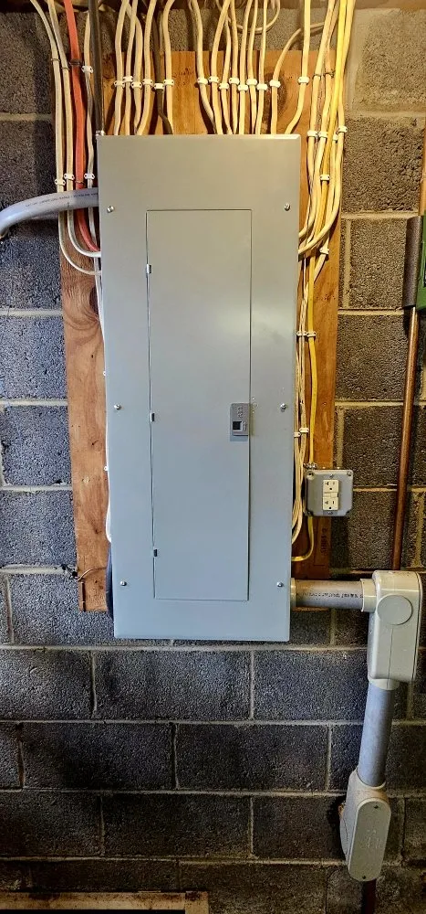 Slide of Bidlacks Electric