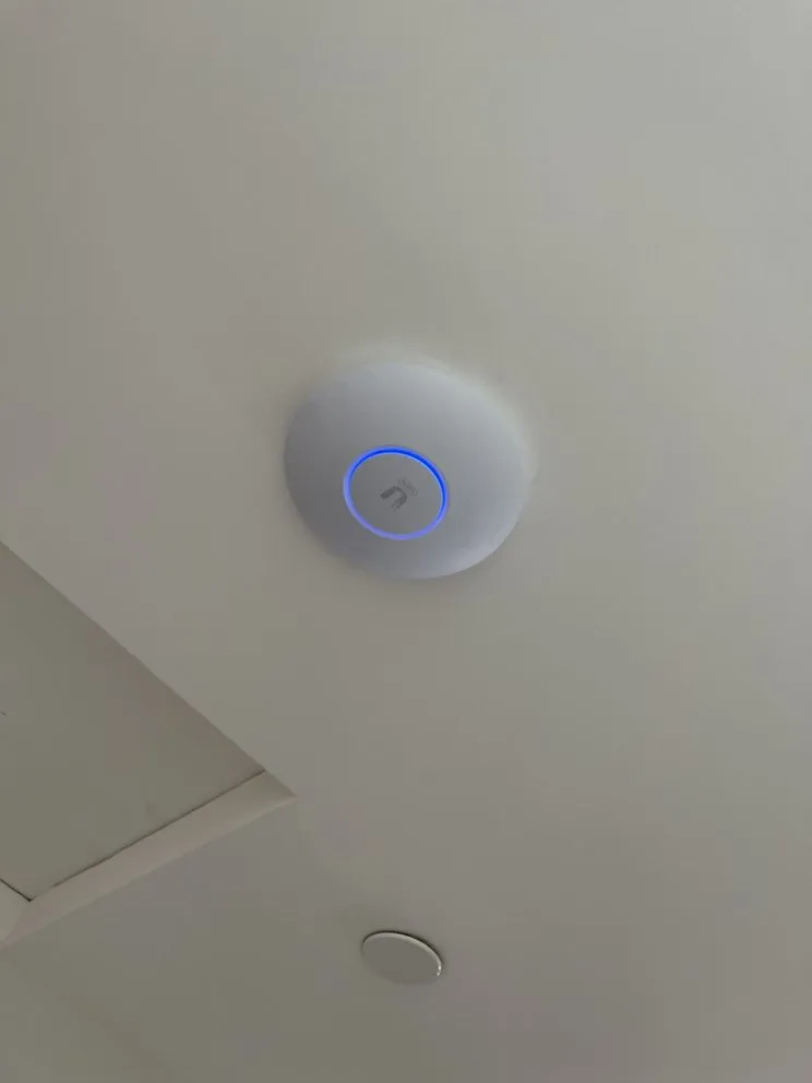 Expert electrical repair service in Tarzana, CA - Big Ben Mounts