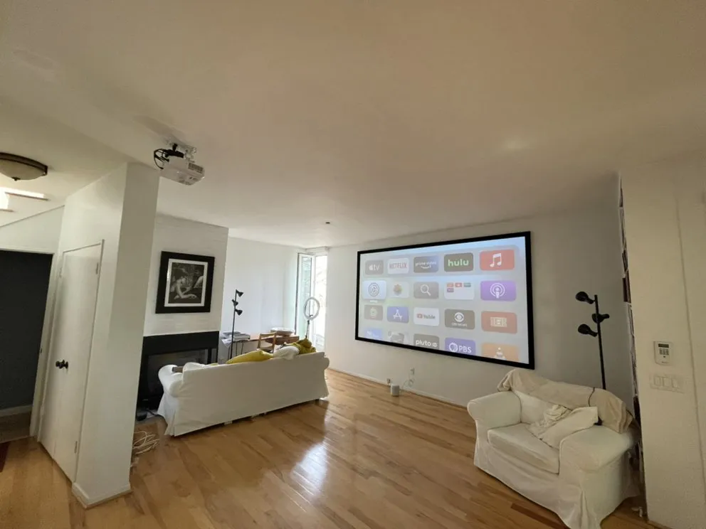 Certified electrician providing electrical repair in Tarzana, CA - Big Ben Mounts