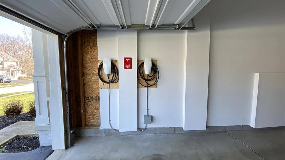 Slide of Big City Electric