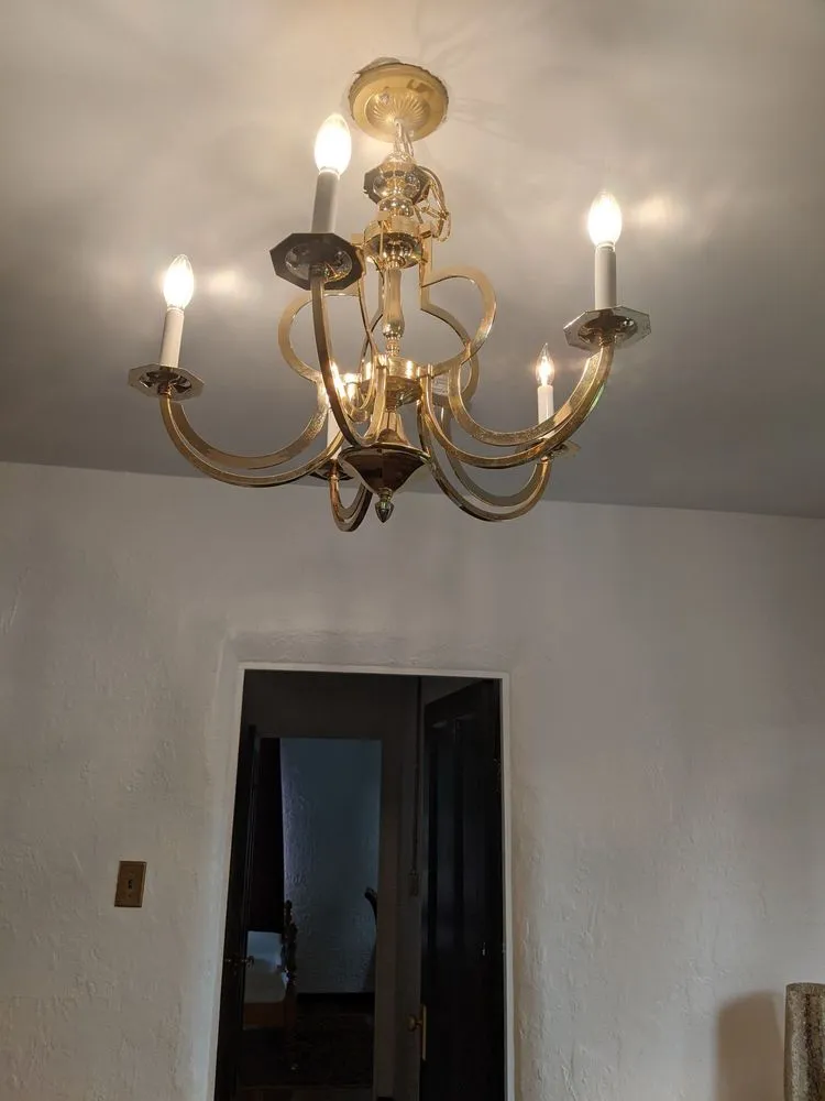 Licensed electrician providing wiring installation in Laurel, IN - Big E Electric