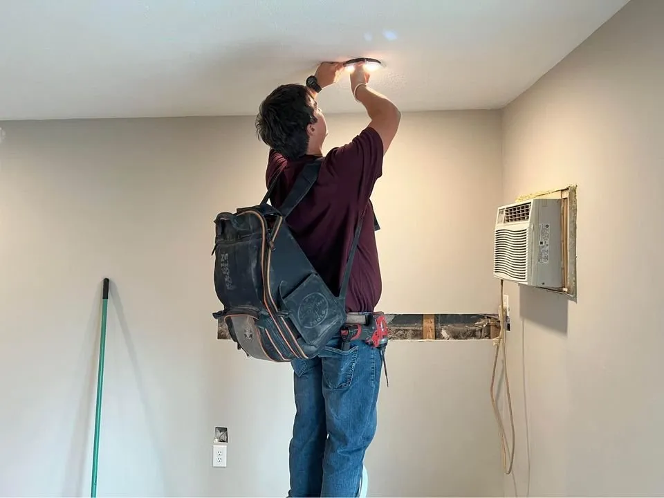 Slide of Big G Electric