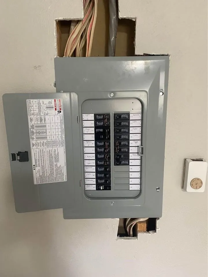 Slide of Big G Electric