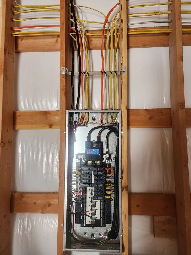 Slide of Big Sky Power and Solar