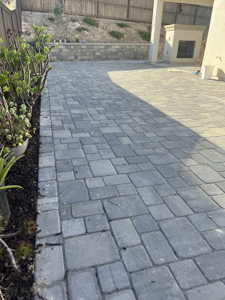 Slide of BigRob Construction