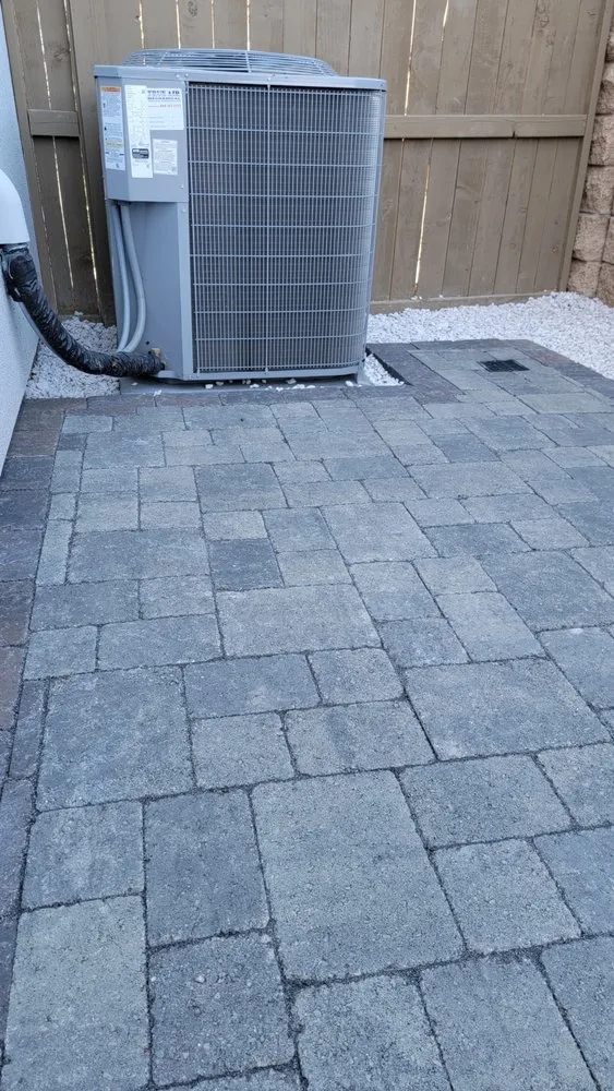 Slide of BigRob Construction