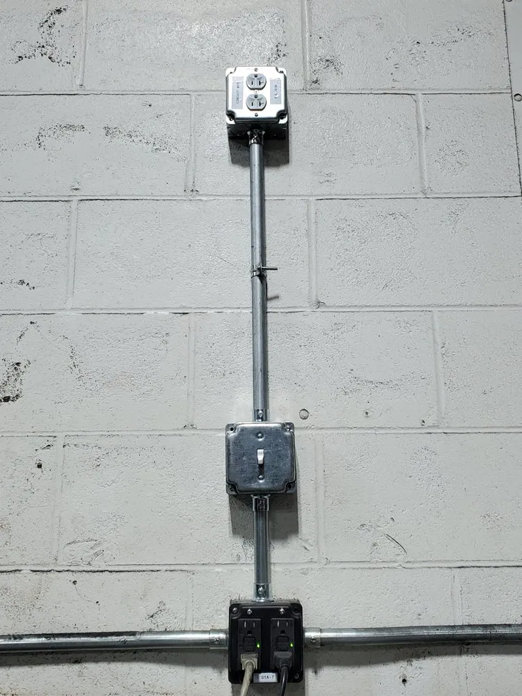 Slide of Bigthom Housing Handy