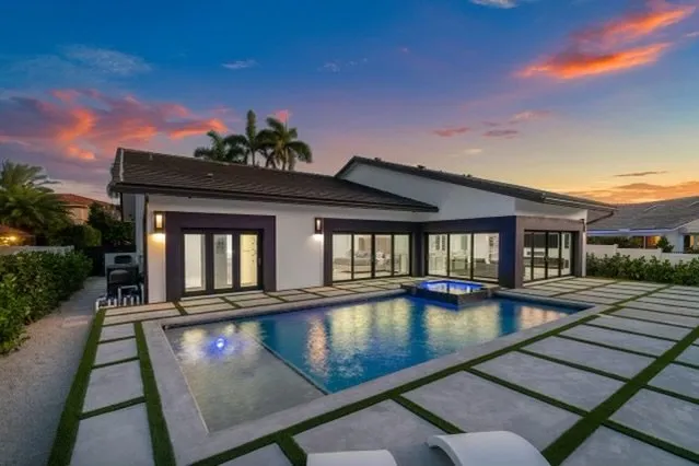 Licensed emergency electrical service in ,  by Bill Gilbert Electric