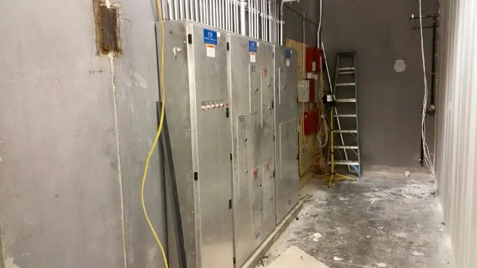 Slide of Billy Beard Electric