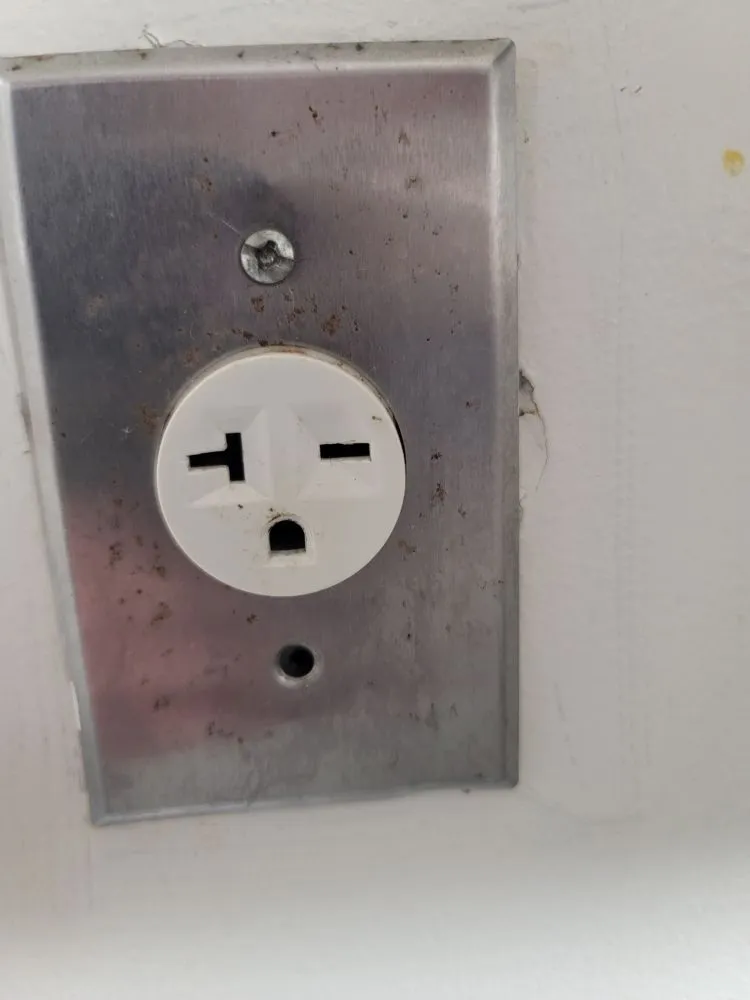 Slide of Billy Goat Electric