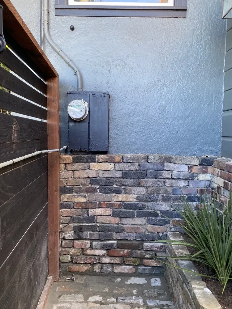 Slide of Bit Electrical