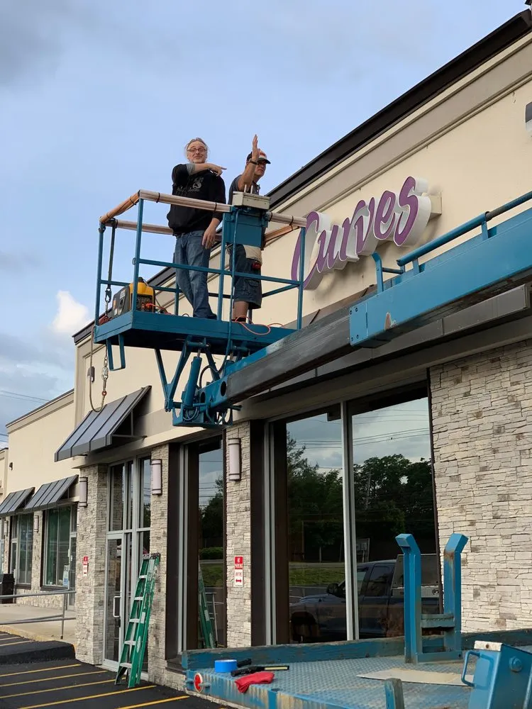 Slide of Black and white makes light