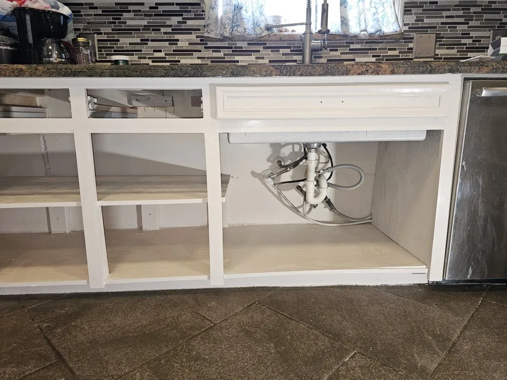 Licensed emergency electrical service in , by Black Box Services