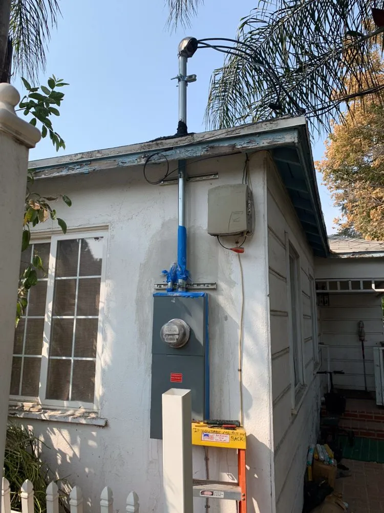 Professional outlet and switch repair experts serving Granada Hills, CA - Black Bull Electric