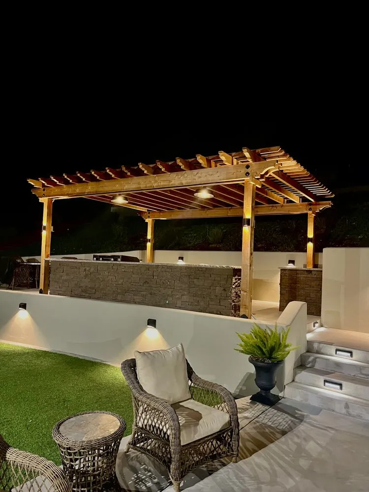 Slide of Black Diamond Electric