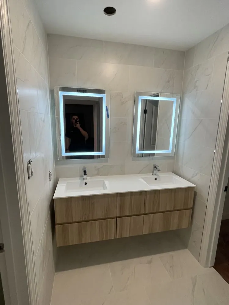 Slide of Black Diamond Electric