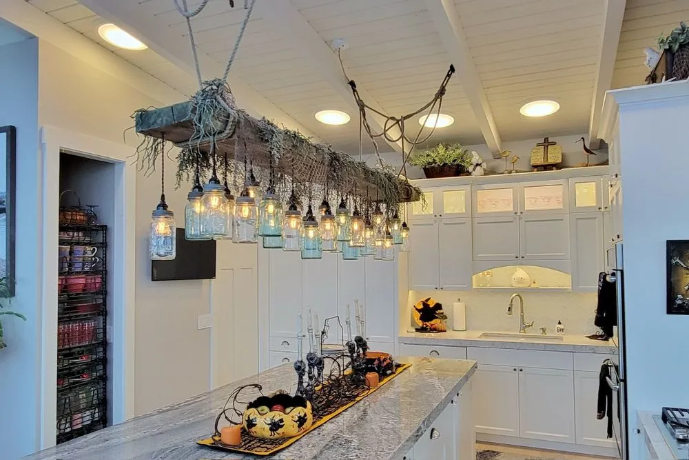 Slide of Black Dog Electric