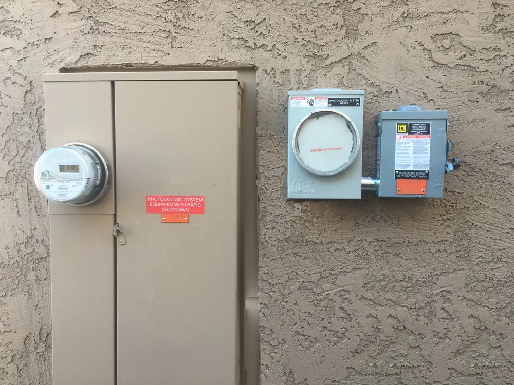 Slide of Black Platinum Solar & Electric