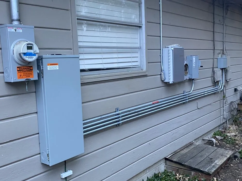 Reliable electrician providing emergency electrical service in ,