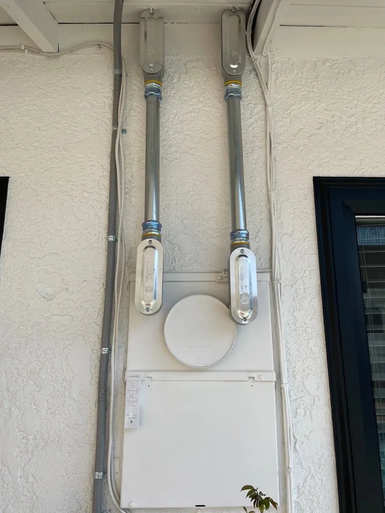 Slide of Blackbird Electric