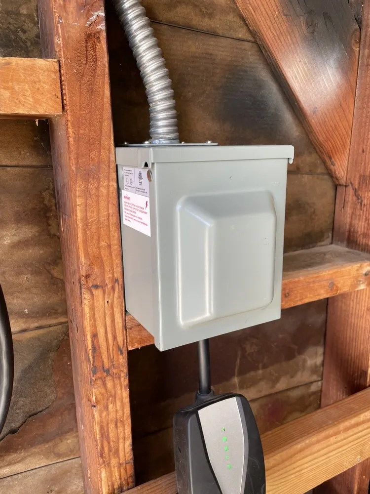 Slide of Blackbird Electric