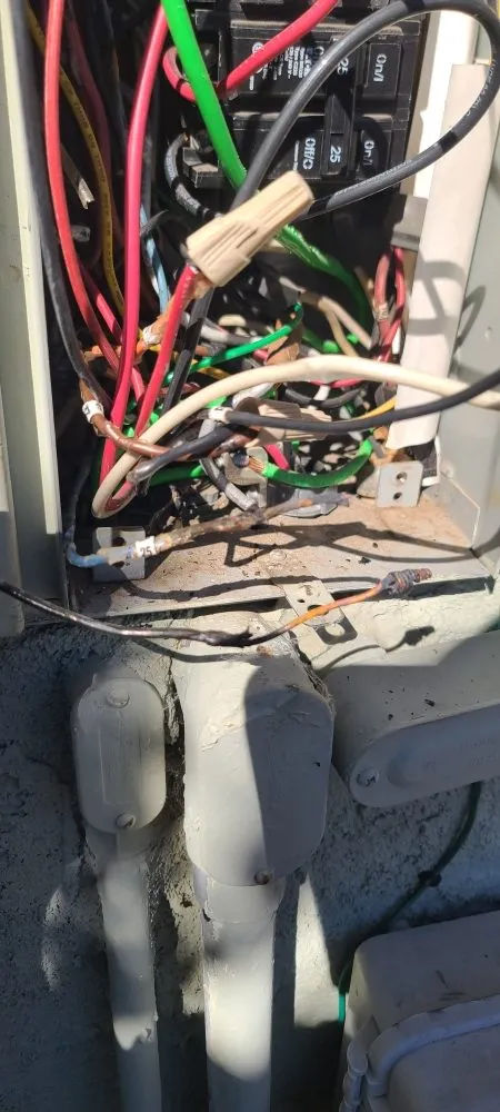 Slide of Bladis Electric