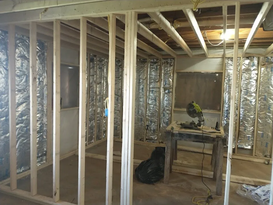 Emergency electrical service for homes in electrical repair, by