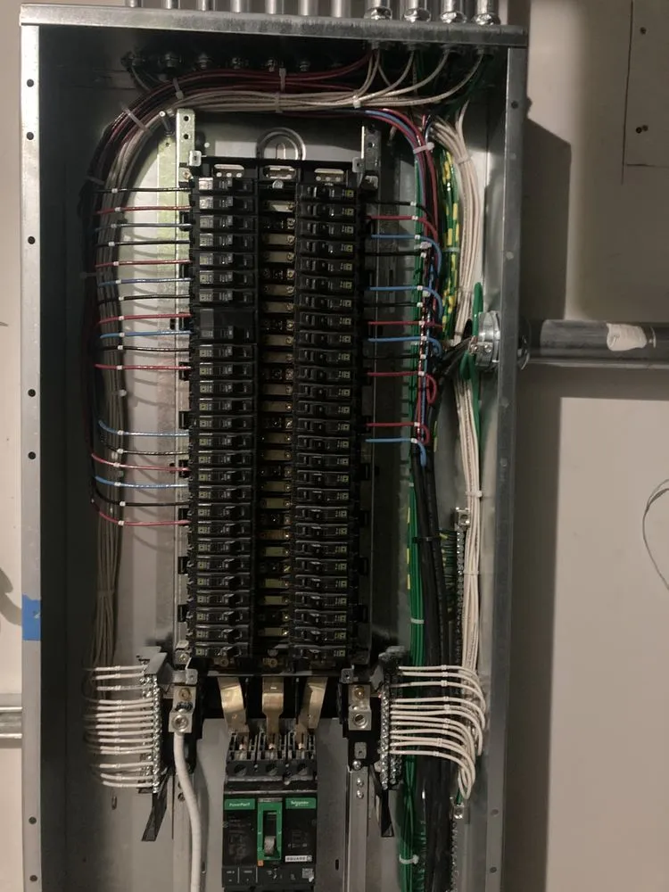 Licensed outlet and switch repair in Liberty Township, OH by Blessings Way