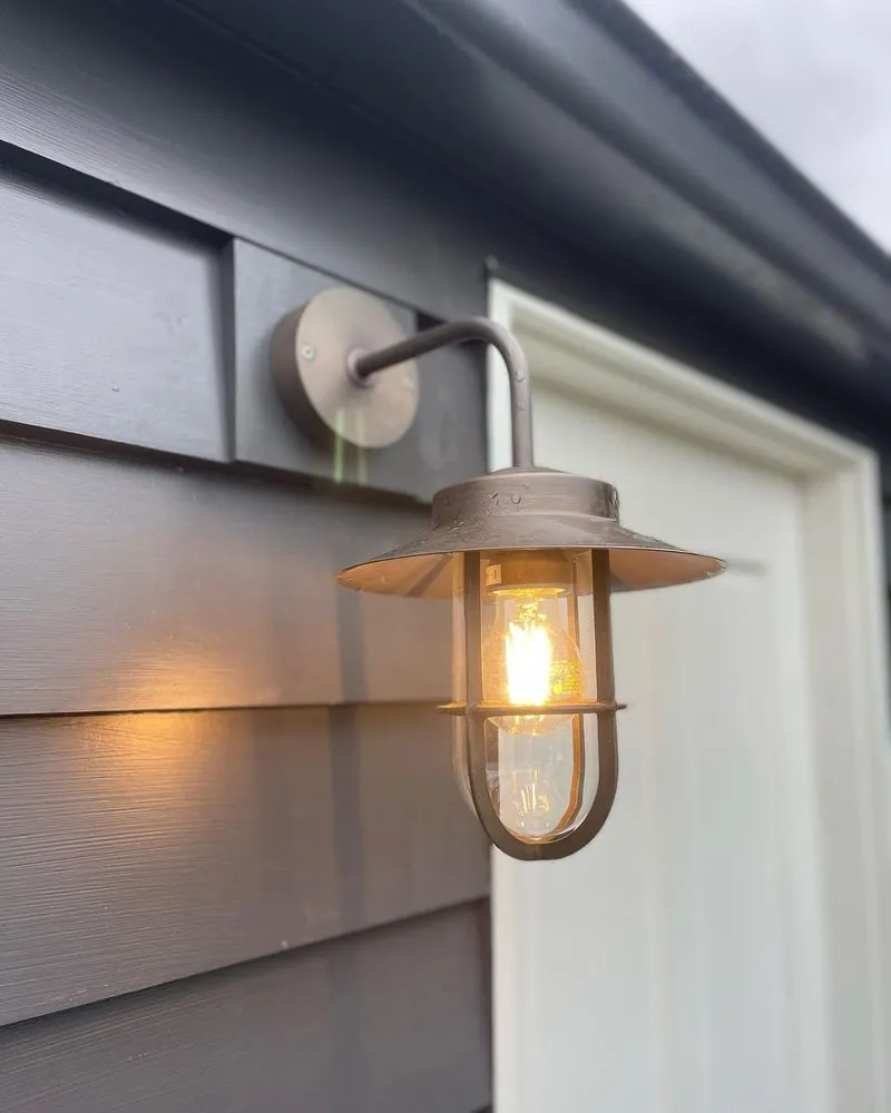 Slide of Blooming Electrician Service