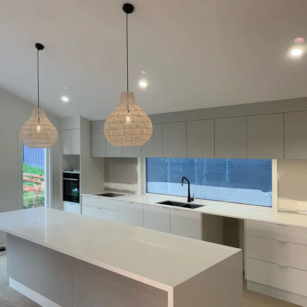 Reliable electrician providing emergency electrical service in , 