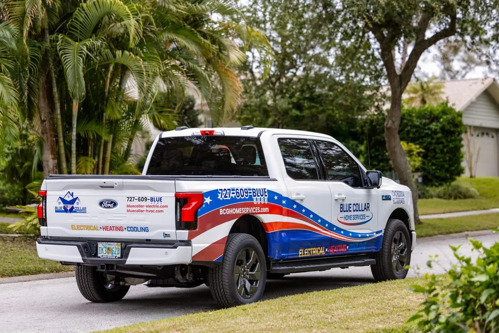 Expert electrician providing circuit breaker repair in , 