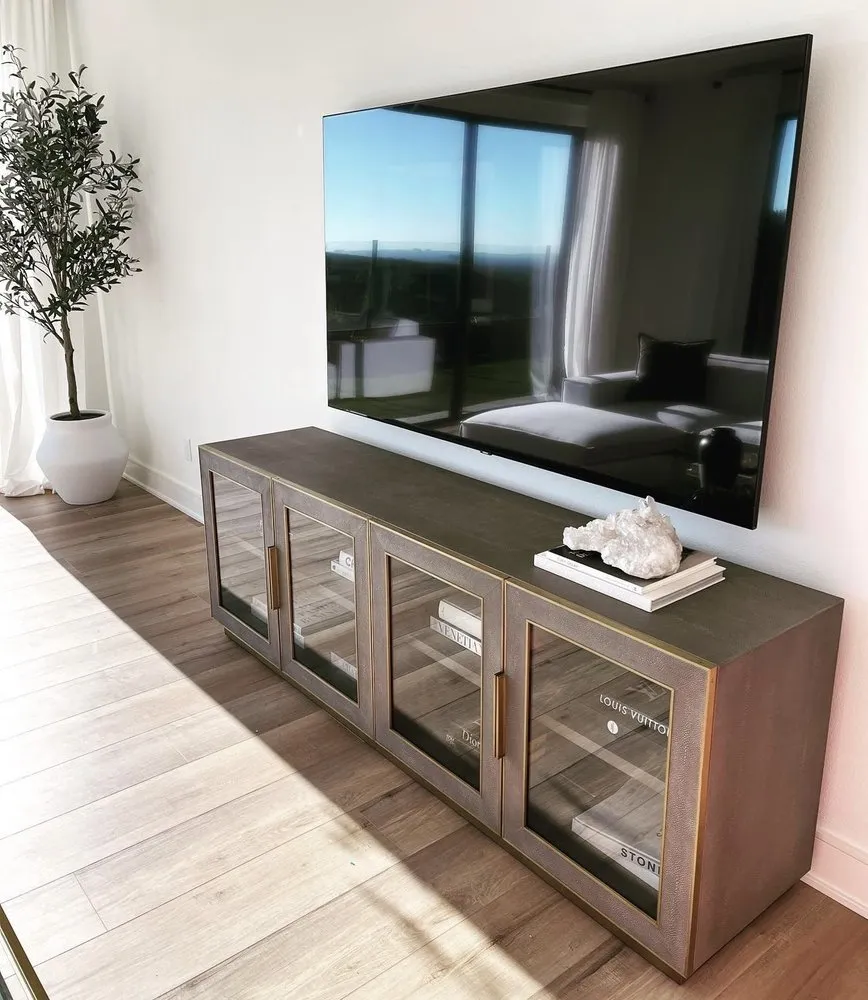 Slide of Blue Collars In Orange County