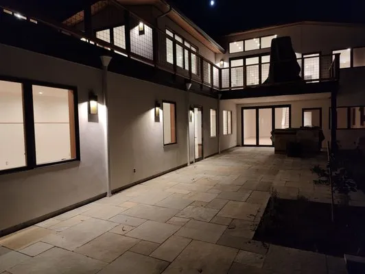 Blue Door Electric Logo