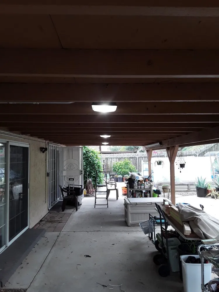 Slide of Blue House Electric