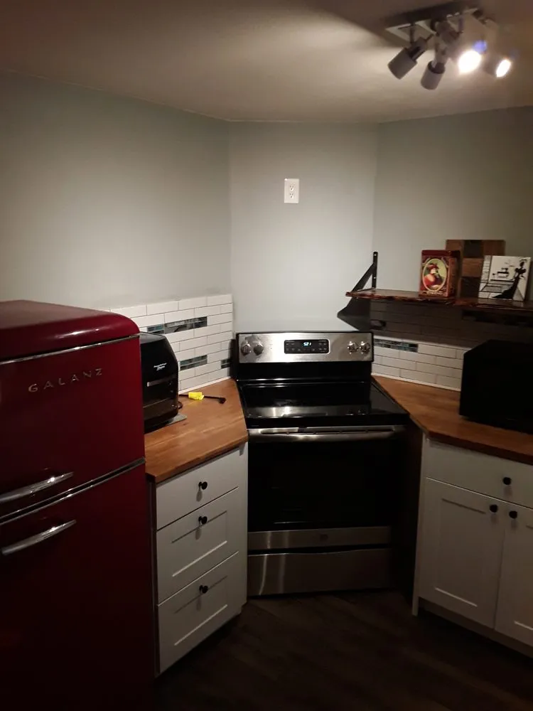 Slide of Blue House Electric